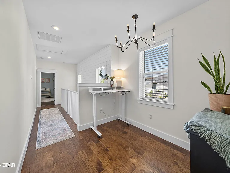 409 Liverpool Ave — Photo 35