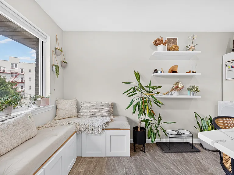 311 Palisade Ave #2A — Photo 6