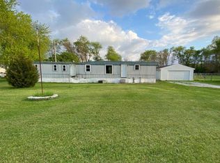 4053 Old Orchard Ln, Wheatfield, IN