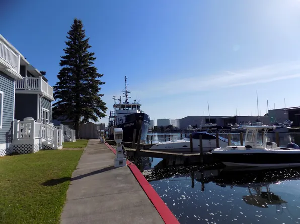 Water St, Cheboygan, MI 49721