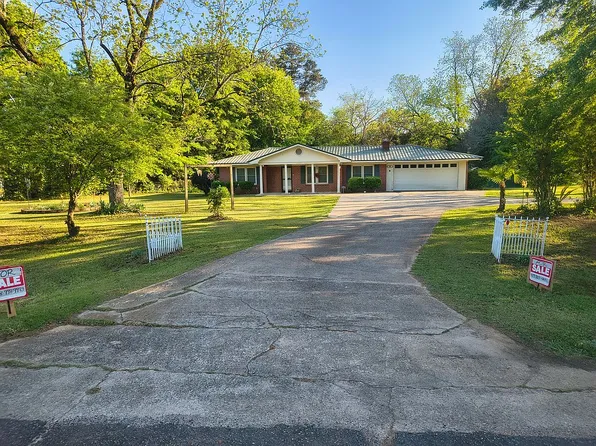 380 State Highway 96 E, Jeffersonville, GA 31044