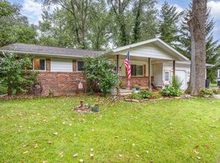 1428 S Eight Mile Rd, Kawkawlin, MI 48631