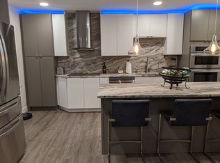 487 Fairway Ct UNIT A, Ridge, NY 11961