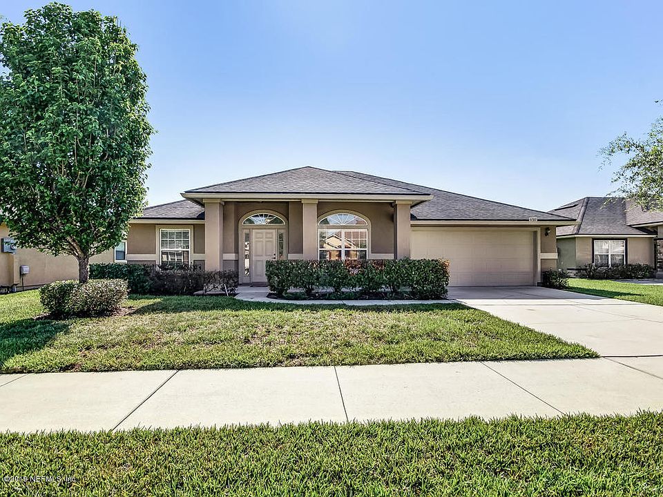 1st image of 6782 Chester Park Cir