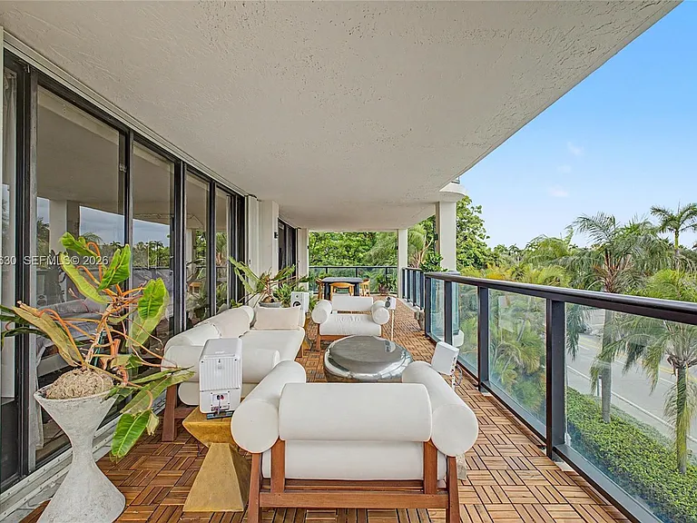 2575 S Bayshore Dr — Photo 11