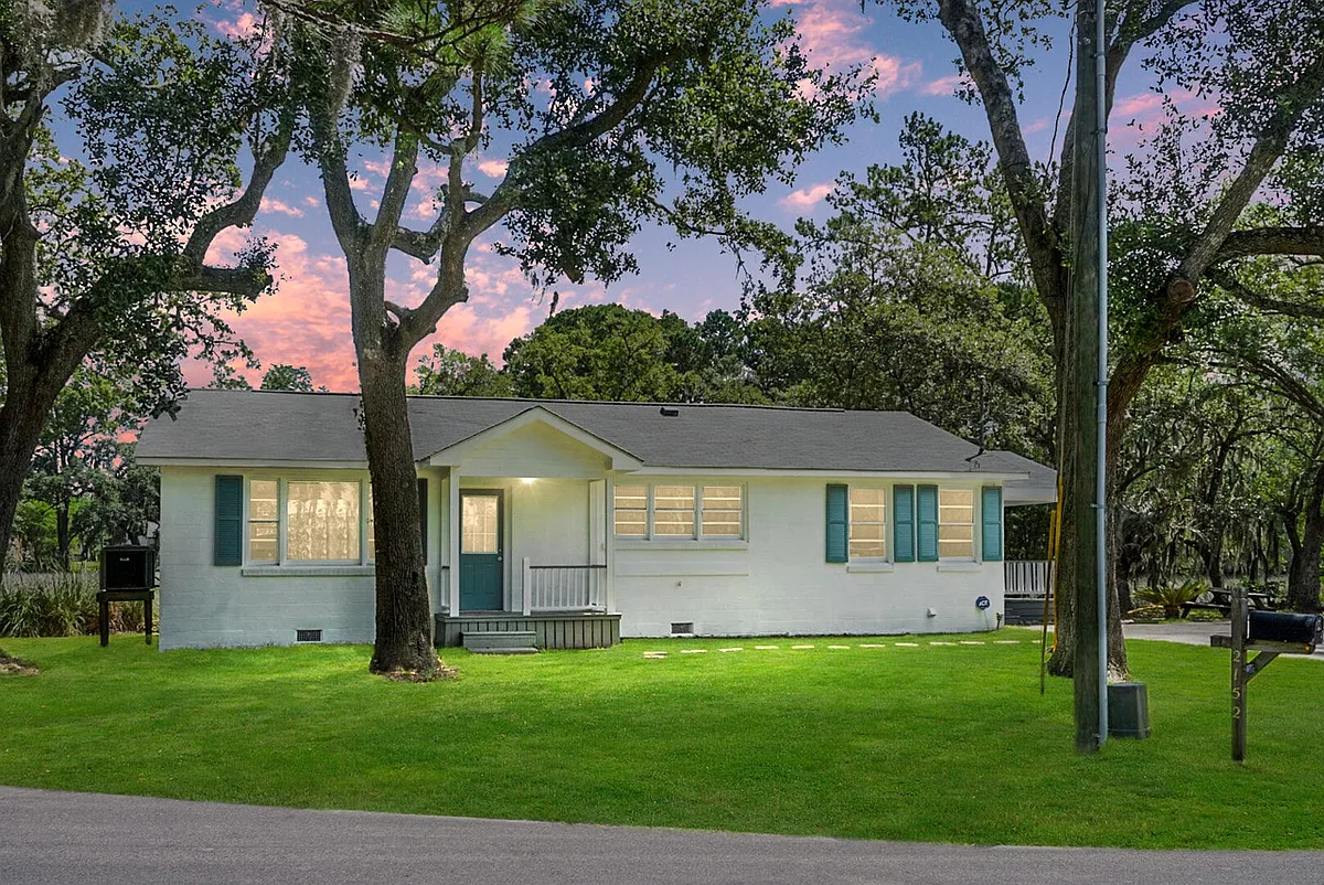 Building Photo - 2152 Catterton Dr