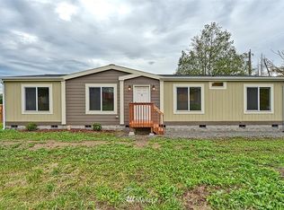 8476 Treevue Rd, Blaine, WA 98230