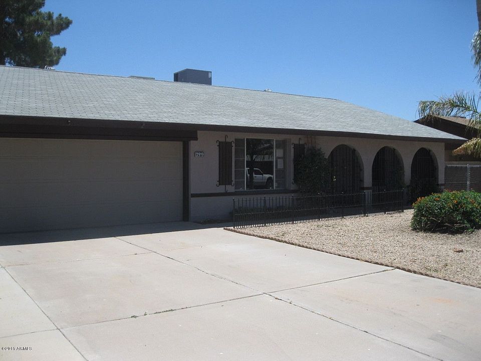 1st image of 2919 W Anderson Dr