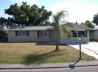 3530 Darlington Rd, Holiday, FL 34691