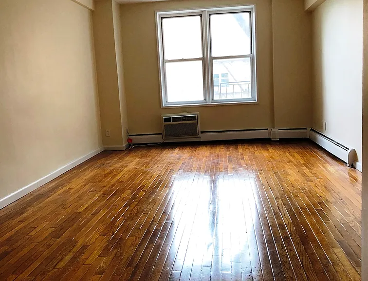 23-50 Waters Edge Dr #2F — Photo 5