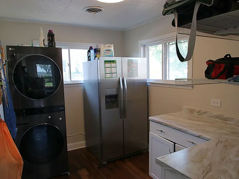 32 Lakeside Ln — Photo 23