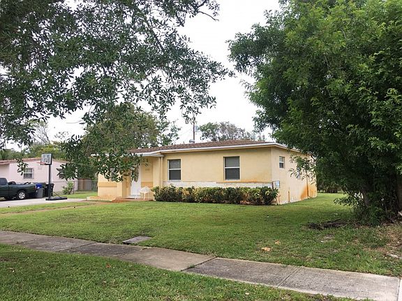 3rd image of 1707 NW 13th Ct