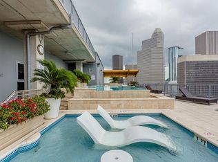 2000 Bagby St APT 7403, Houston, TX 77002