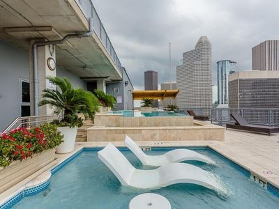 2000 Bagby St APT 7403, Houston, TX, 77002