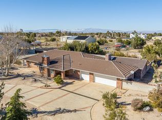 2551 W Avenue O4, Palmdale, CA