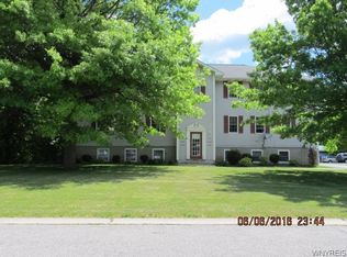 4583-4593 Washington Dr, Lewiston, NY 14092