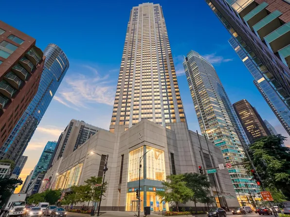 512 N McClurg Ct APT 2611, Chicago, IL 60611