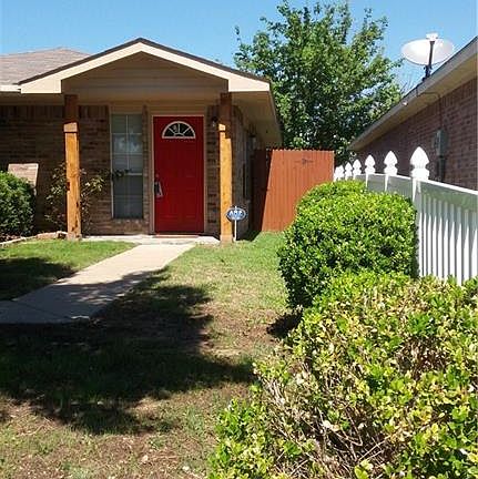 4th image of 10247 Blackjack Oaks Dr