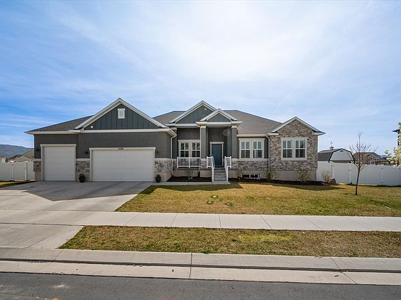 2nd image of 206 E Mount Emmons Dr #1438