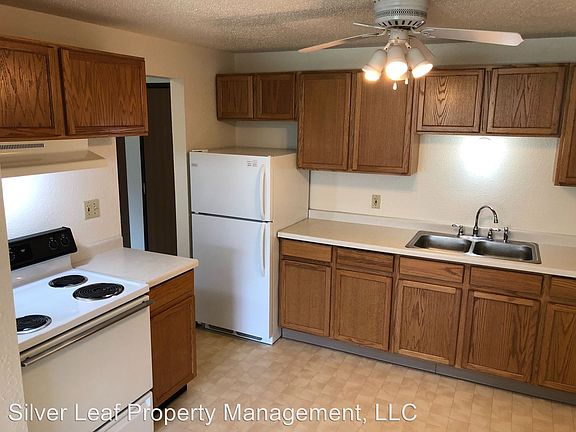 3rd image of 3437 S 10th St APT 4