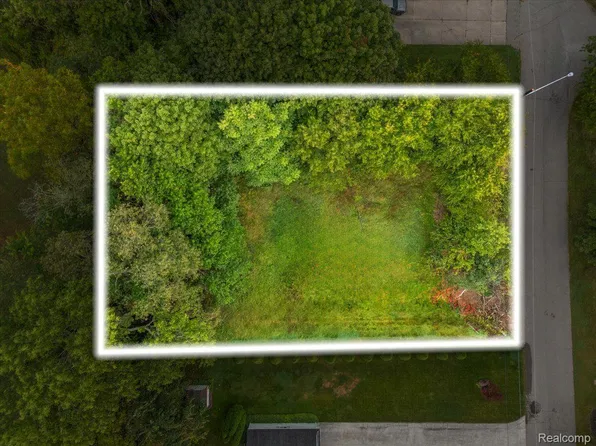 0 Waterloo St, Waterford, MI 48329