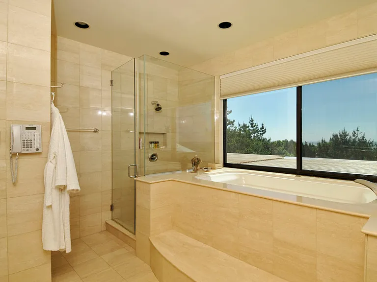 Dune Rd — Photo 12