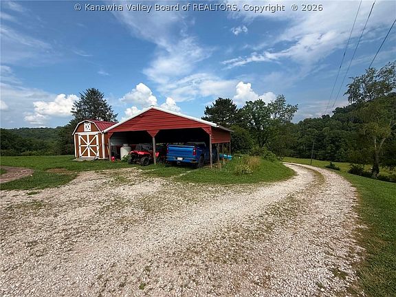 3rd image of 58 Stover Frk
