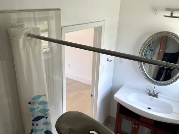 236 SW 14th St, Dania, FL 33004