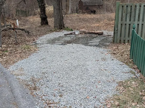 32 Pleasant Hill Rd, Owings Mills, MD 21117