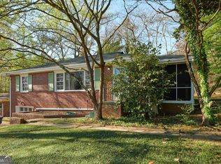 2446 Ben Hill Rd, East Pt, GA 30344