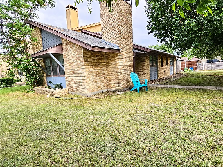 1124 Kathy Ln — Photo 28