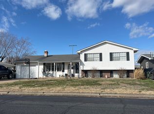 309 Charles St, Red Bud, IL