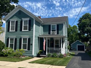 152 Regent St APT 1, Saratoga Springs, NY 12866