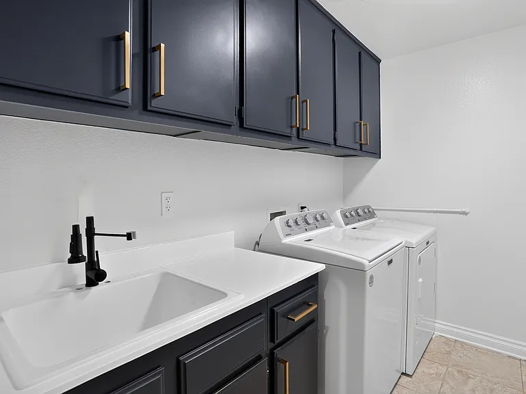 692 Bundy Way — Photo 19