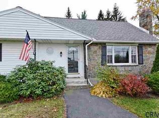 2365 Saint Joseph Dr, Niskayuna, NY 12309