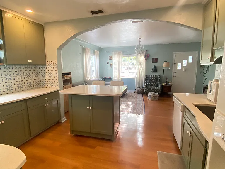 4915 Dr Martin Luther King Jr St N — Photo 12