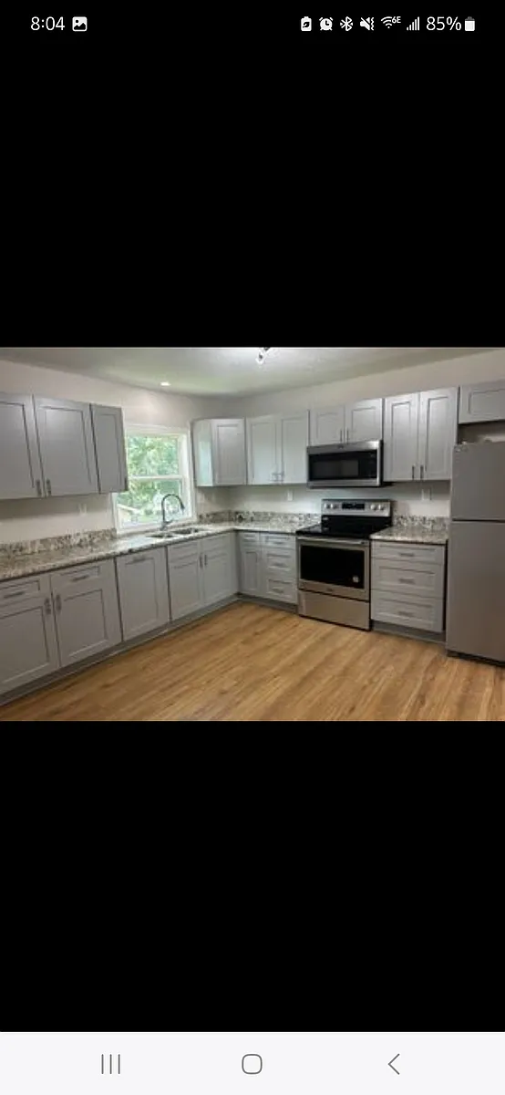 Building Photo - 606 S Beemer St #2