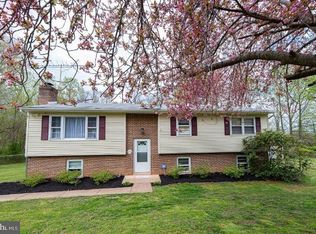 6818 Chestnut Oak Ln, Warrenton, VA 20187