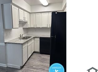 501 Greenbriar Rd APT C, Greensboro, NC 27405