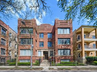 942 W Belle Plaine Ave APT 3E, Chicago, IL 60613