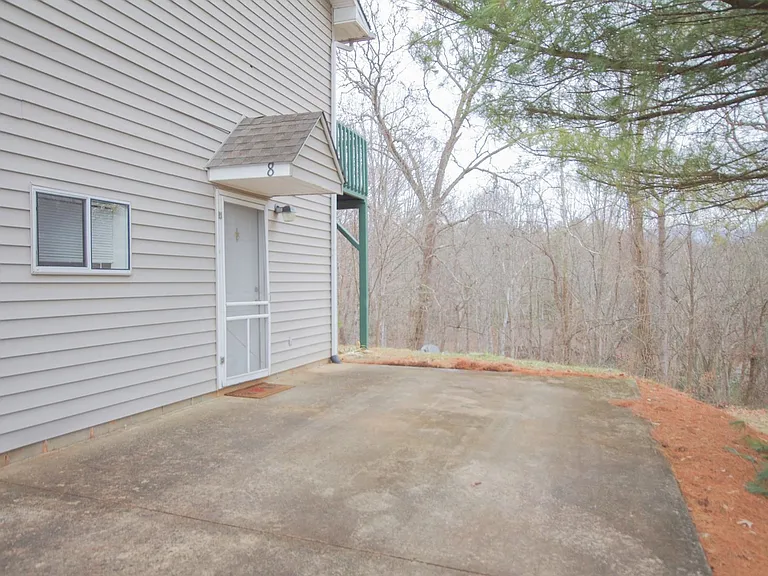 21 Shanna Dr — Photo 13