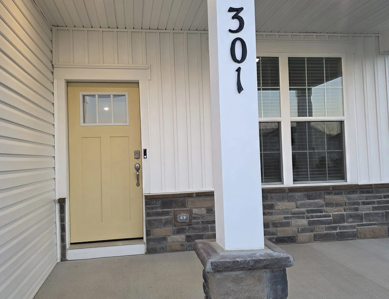 4 bed, 2314 sqft, $2,700 — Photo 3