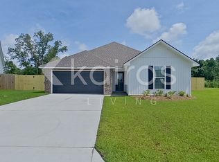 13709 Pinyon Dr, Denham Springs, LA 70726