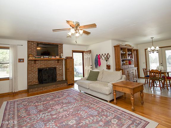 5th image of 124 Joseph Road