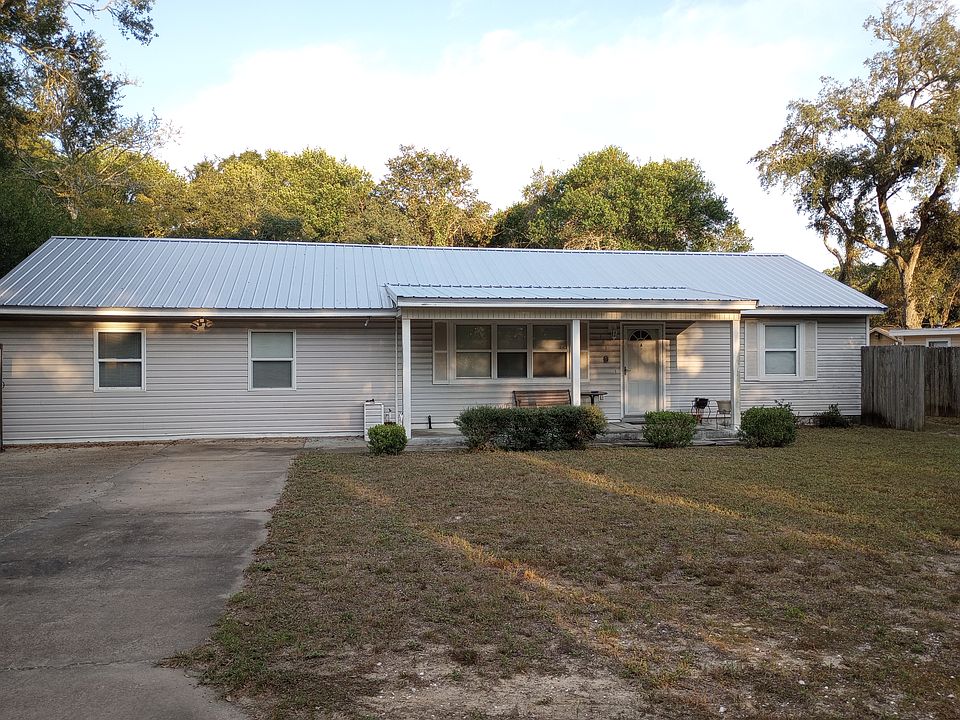 1st image of 109 Hummingbird Ave #A