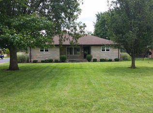 12 Smith St, Pittsboro, IN 46167