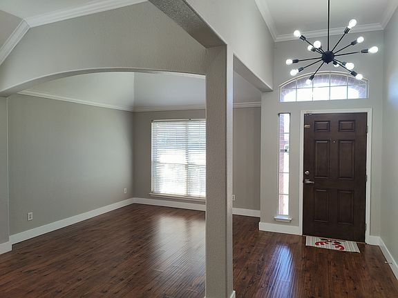 4th image of 111 Parkhurst Ln