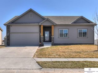 7855 S 188th St, Omaha, NE 68136