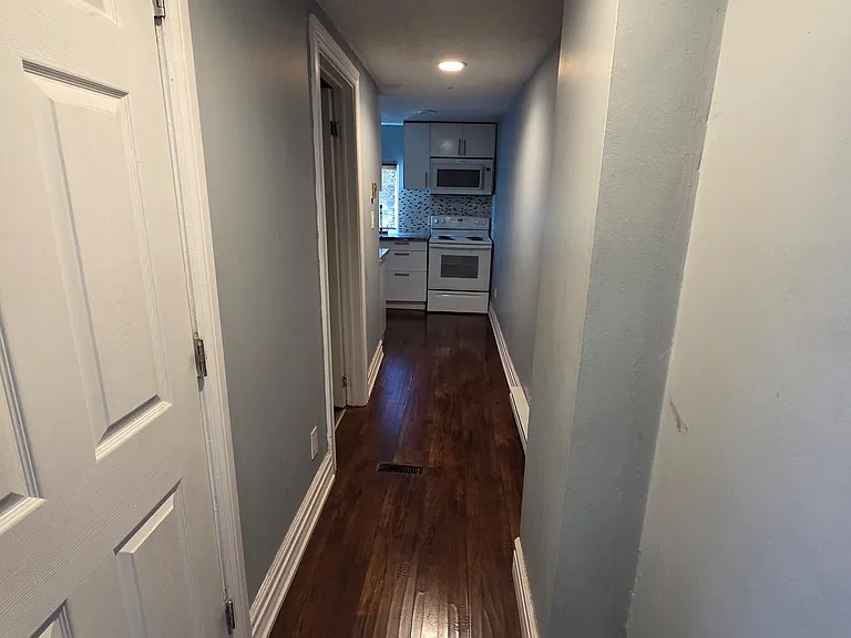 2021 Edinburgh Dr #2 — Photo 3