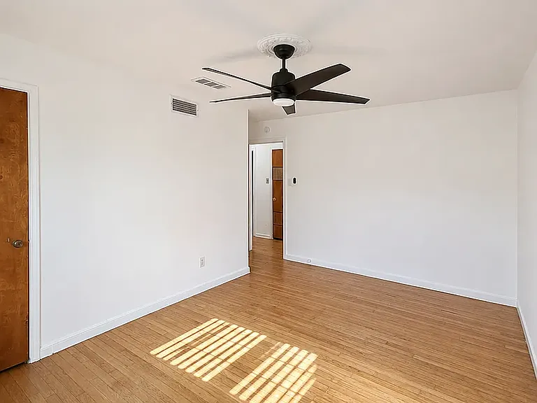 5509 Norma St — Photo 8